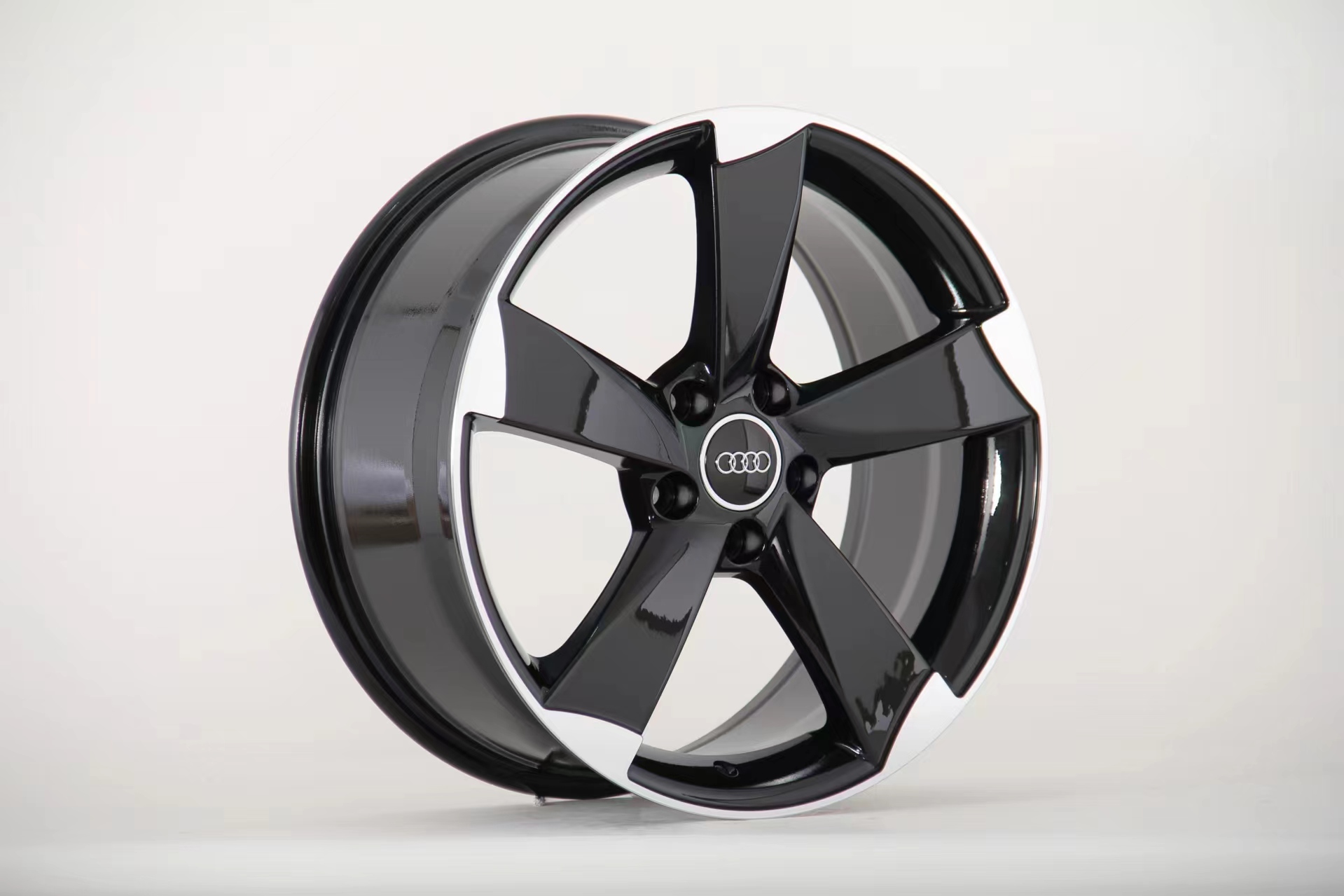 Audi RS6 Wheel 628